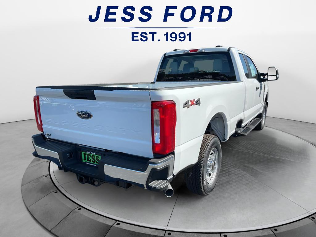 2025 Ford F-250 XL photo 4