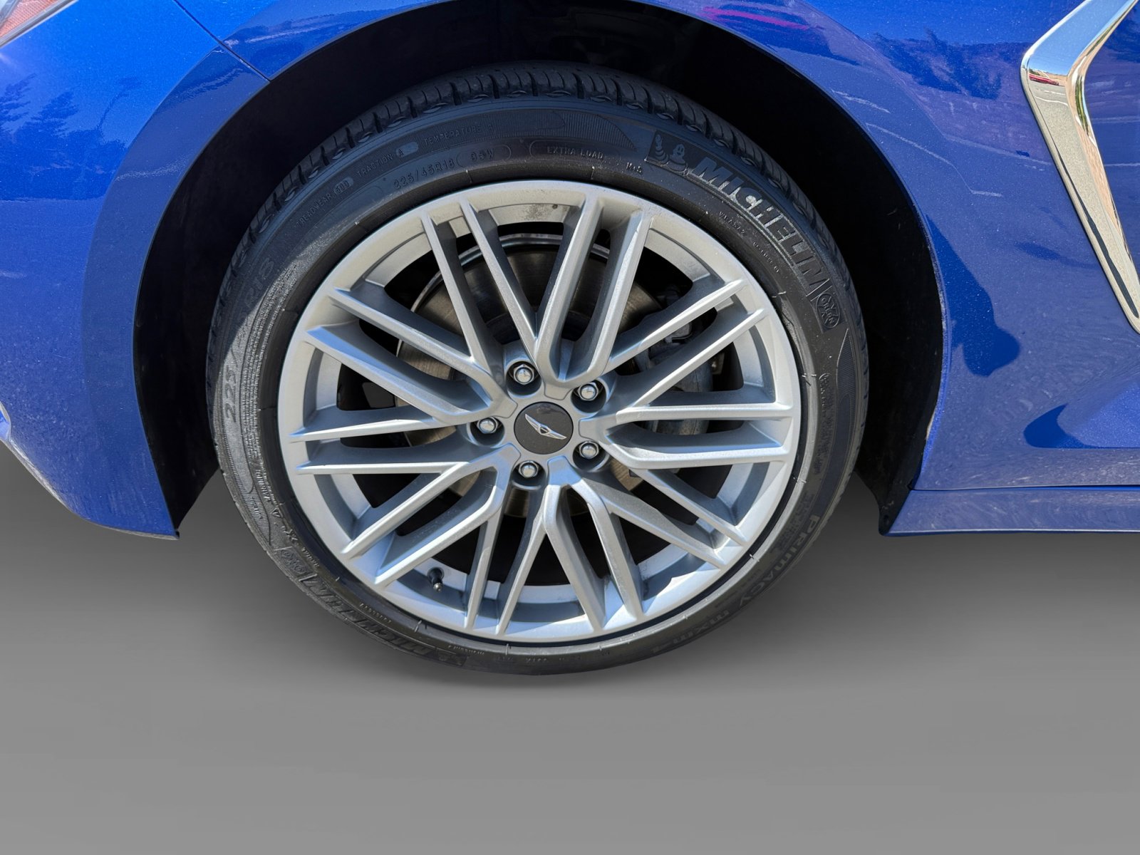 2020 Genesis G70 2.0T photo 9