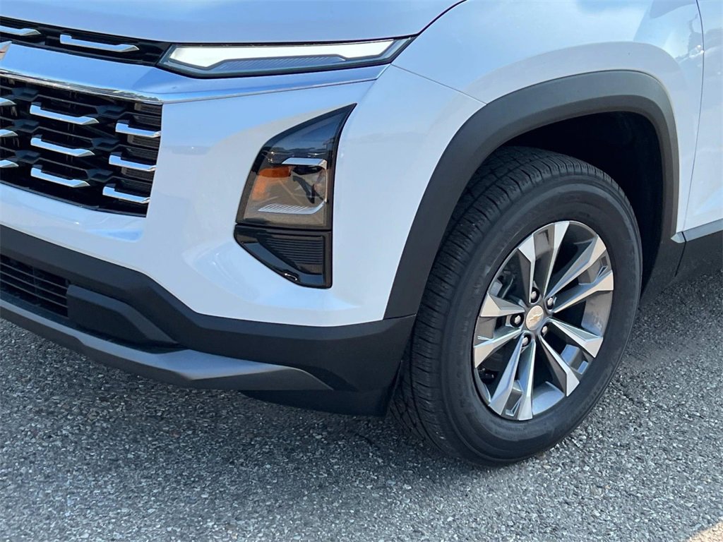 2026 Chevrolet Equinox LT photo 7