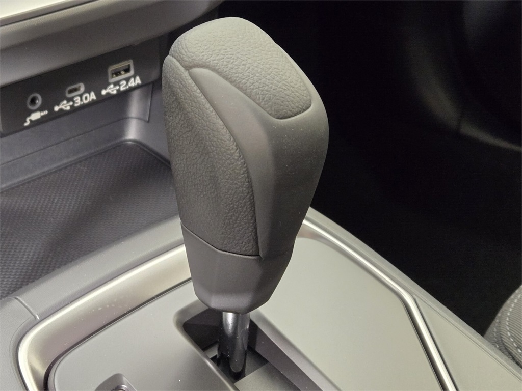 2025 Subaru Crosstrek Premium photo 13