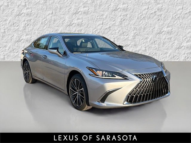 2025 Lexus ES 350's photo
