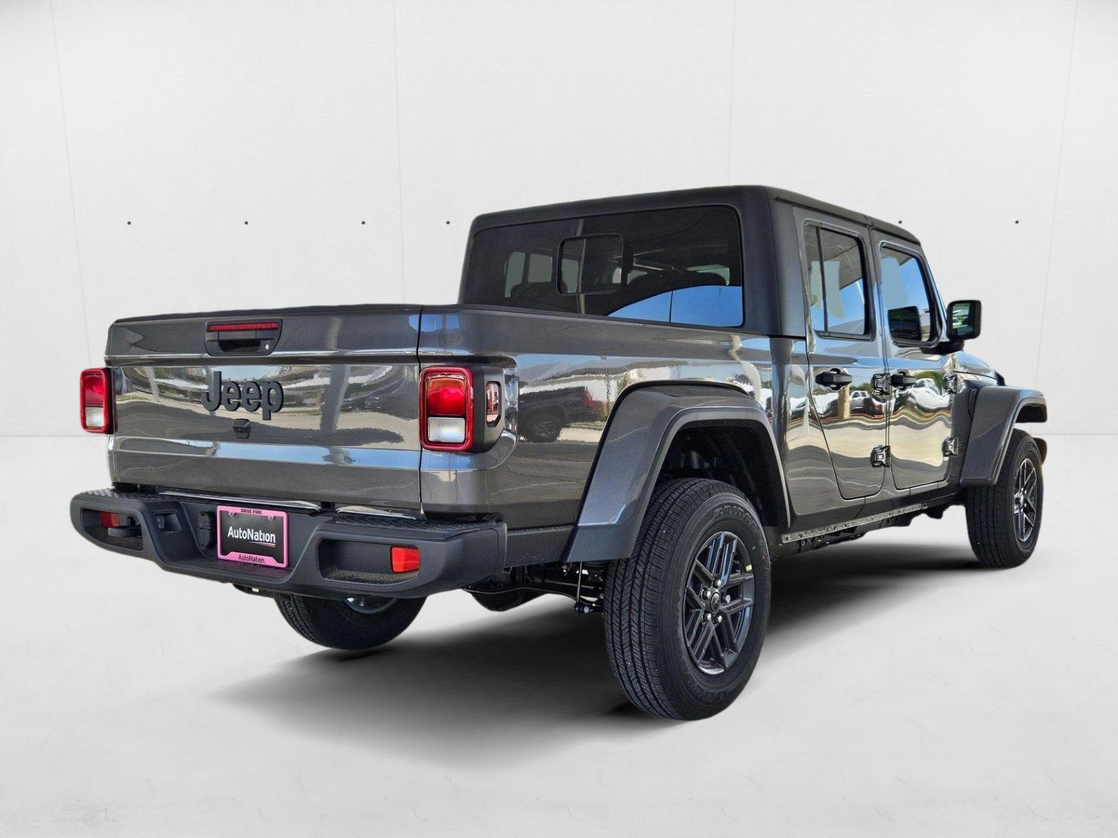 2025 Jeep Gladiator Sport S photo 2