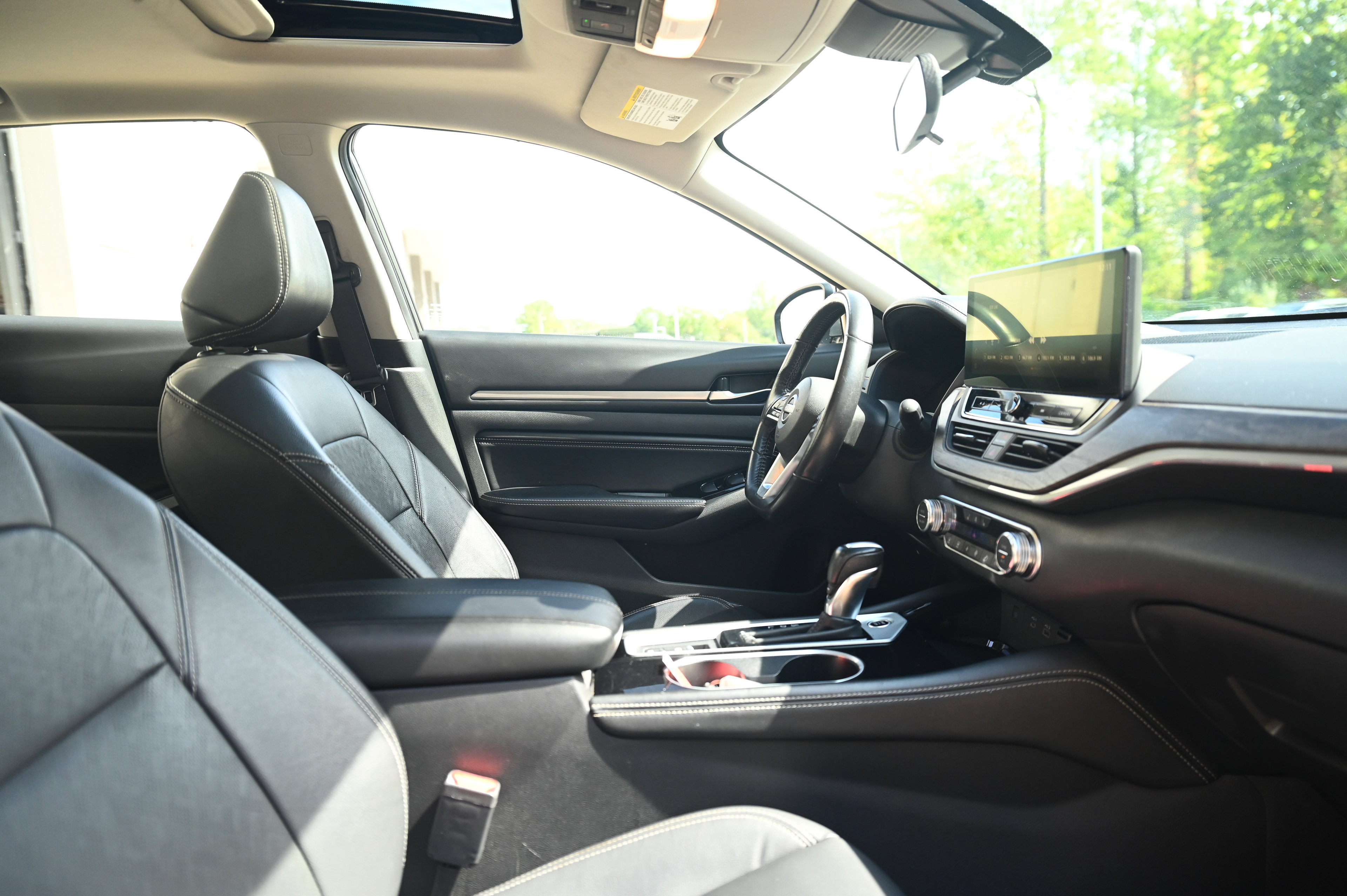2023 Nissan Altima 2.5 SL photo 25