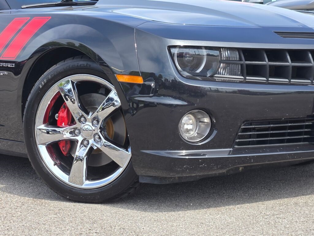 2012 Chevrolet Camaro SS photo 3