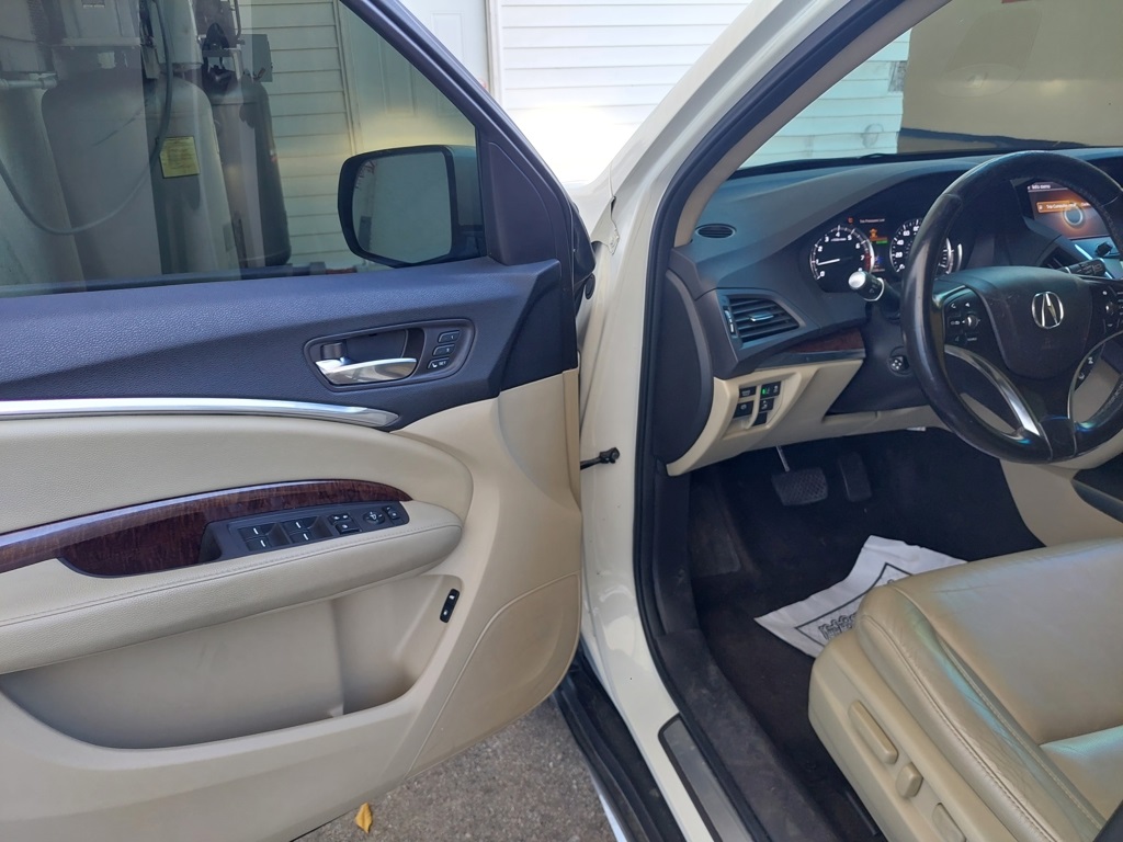 2017 Acura MDX Base photo 4