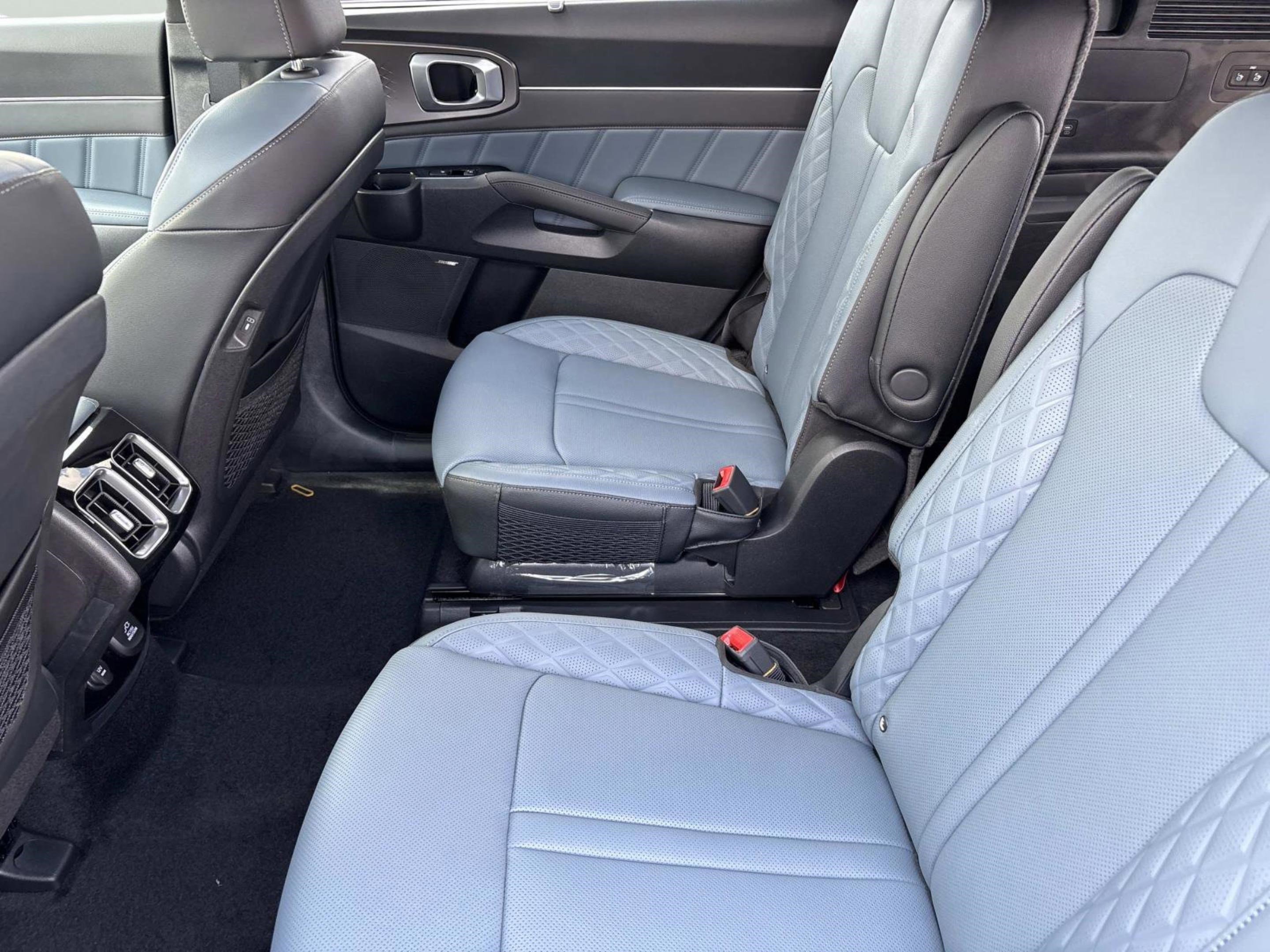2025 Kia Sorento Hybrid SX Prestige photo 18