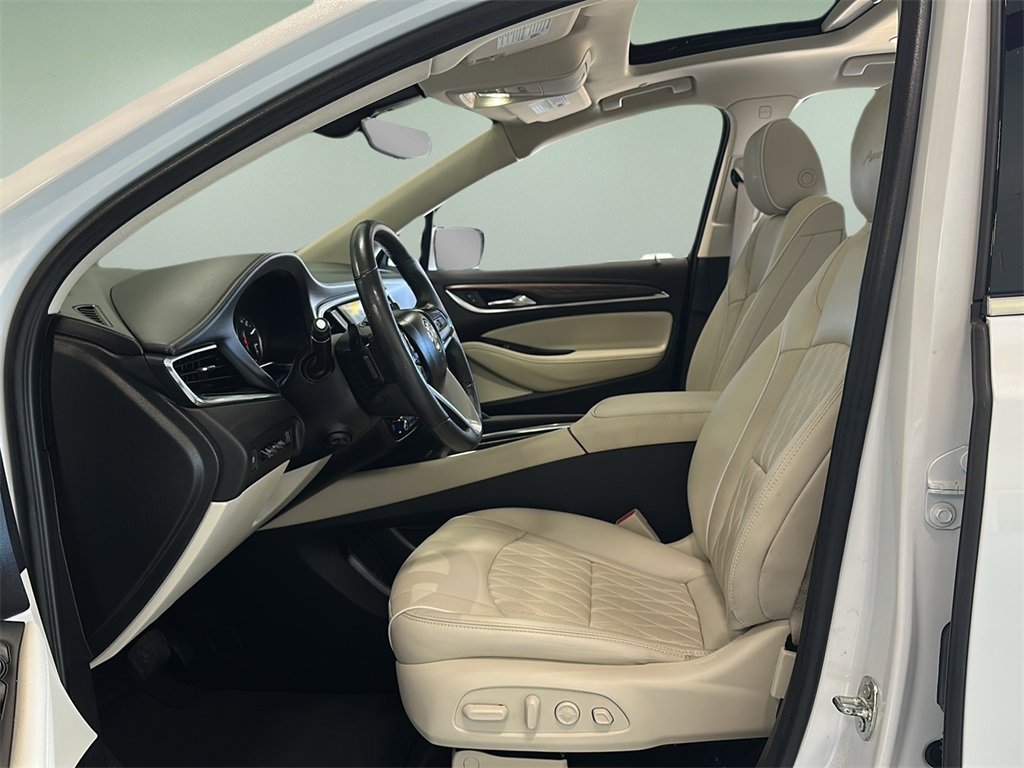 2023 Buick Enclave Avenir photo 6