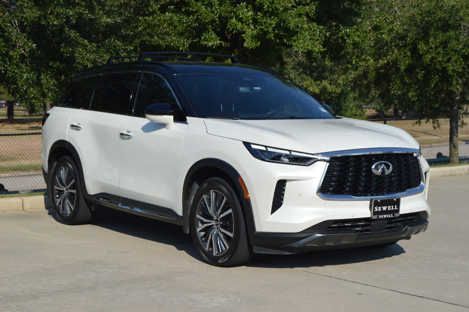 2023 Infiniti QX60 Autograph photo 3