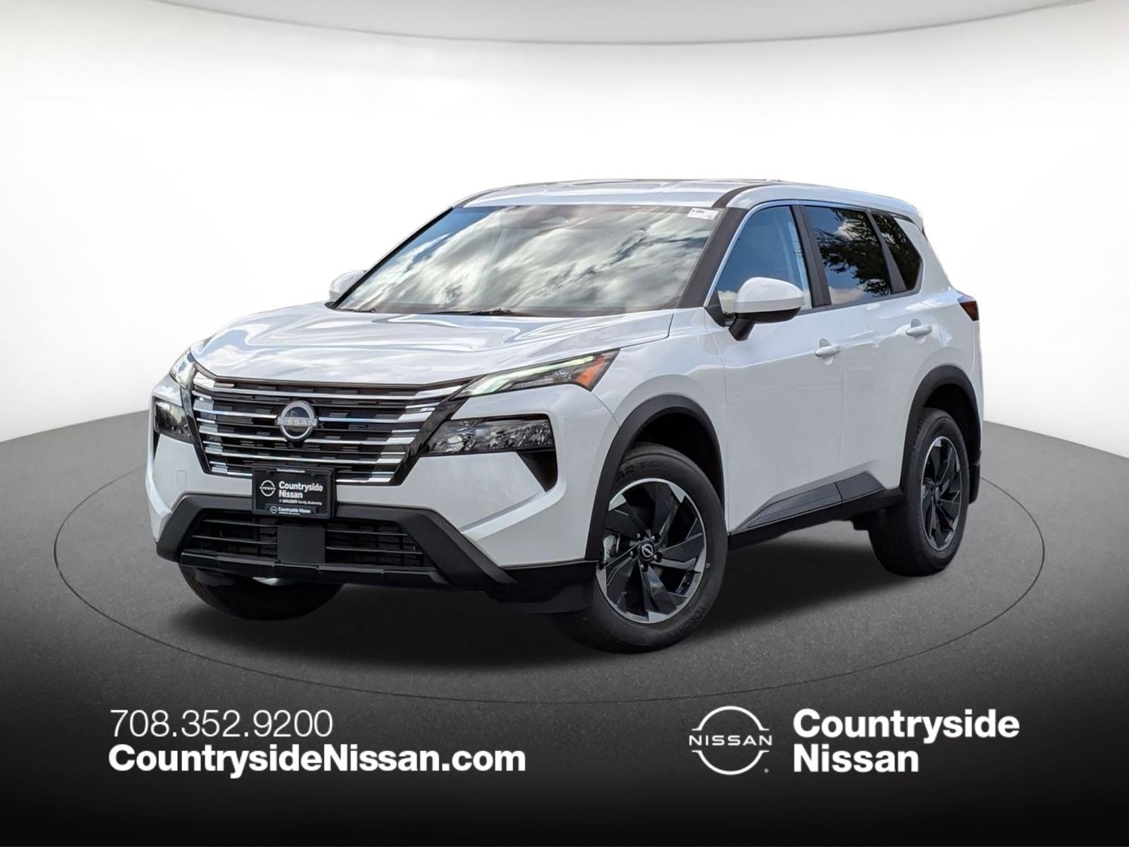 2026 Nissan Rogue SV's photo