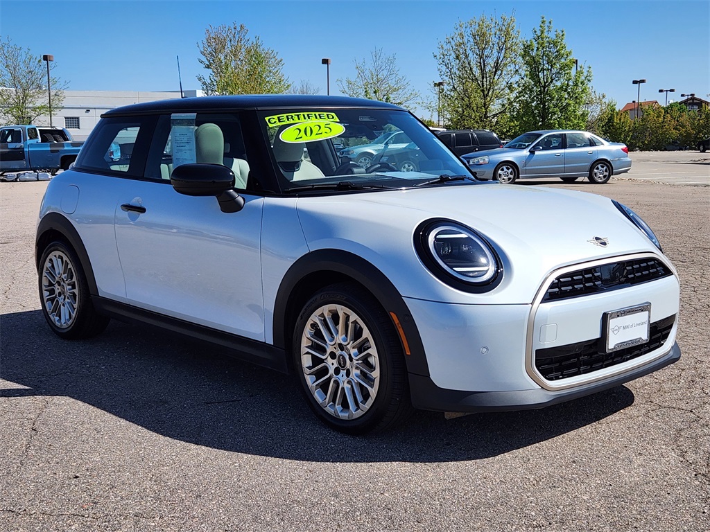 2025 Mini Cooper 2 Door Hardtop photo 4