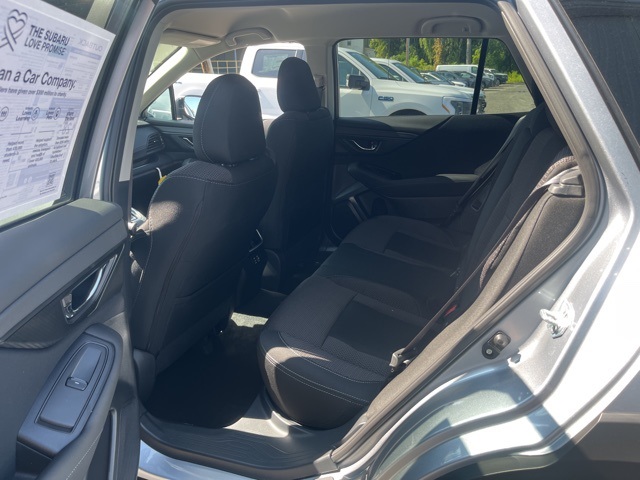2025 Subaru Outback Premium photo 2