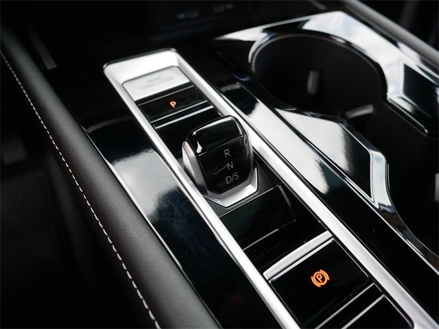 2024 Volkswagen Atlas Cross Sport SE Technology photo 30