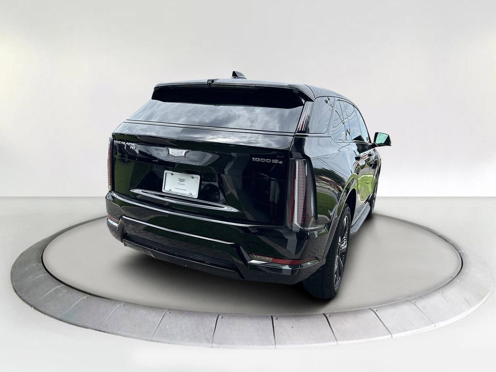 2026 Cadillac Escalade IQ Sport photo 4