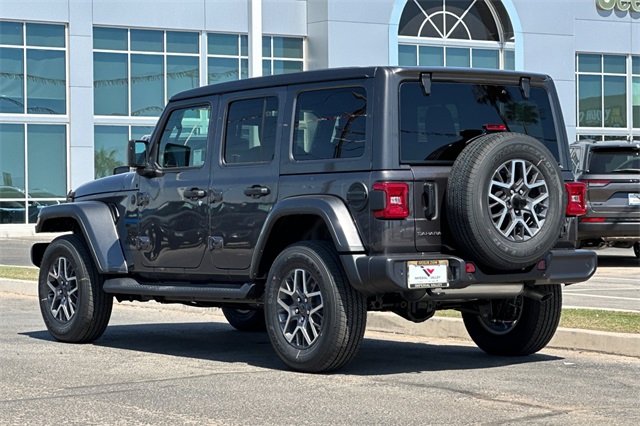 2025 Jeep Wrangler Sahara photo 5