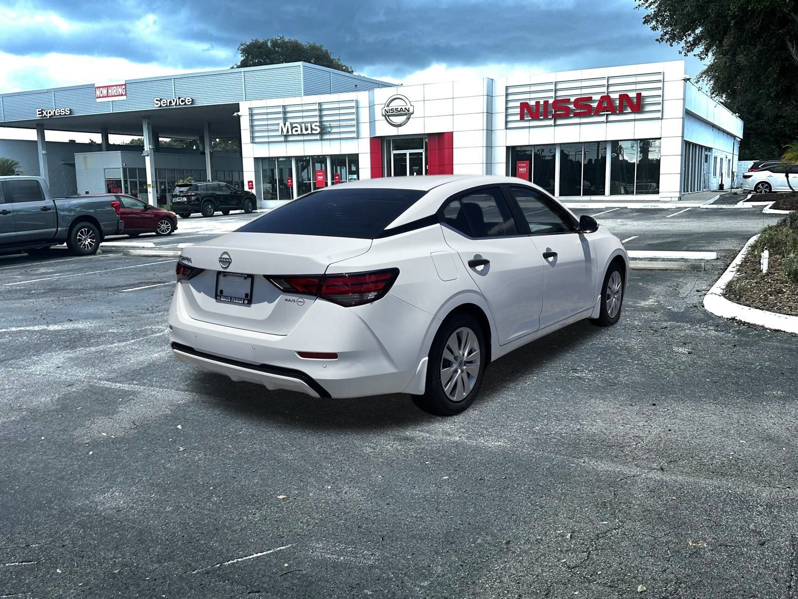 2025 Nissan Sentra S photo 3