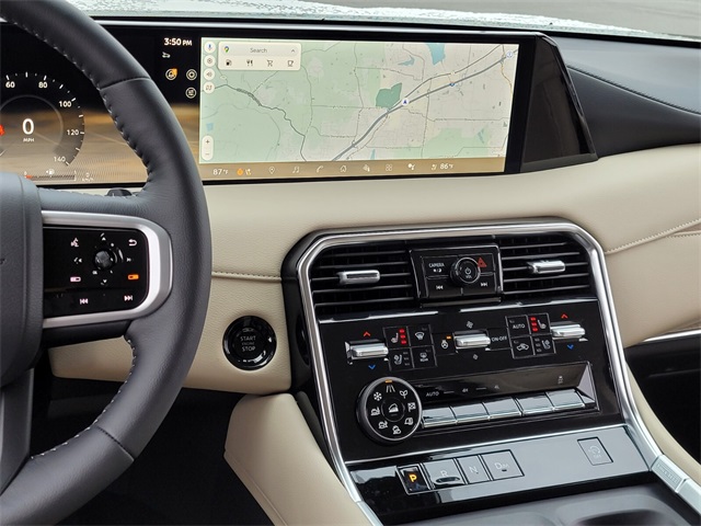 2025 Nissan Armada Platinum photo 18
