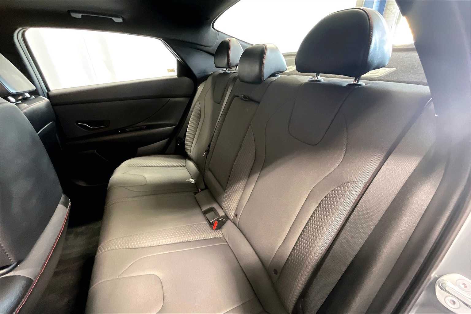 2023 Hyundai Elantra N Line photo 15