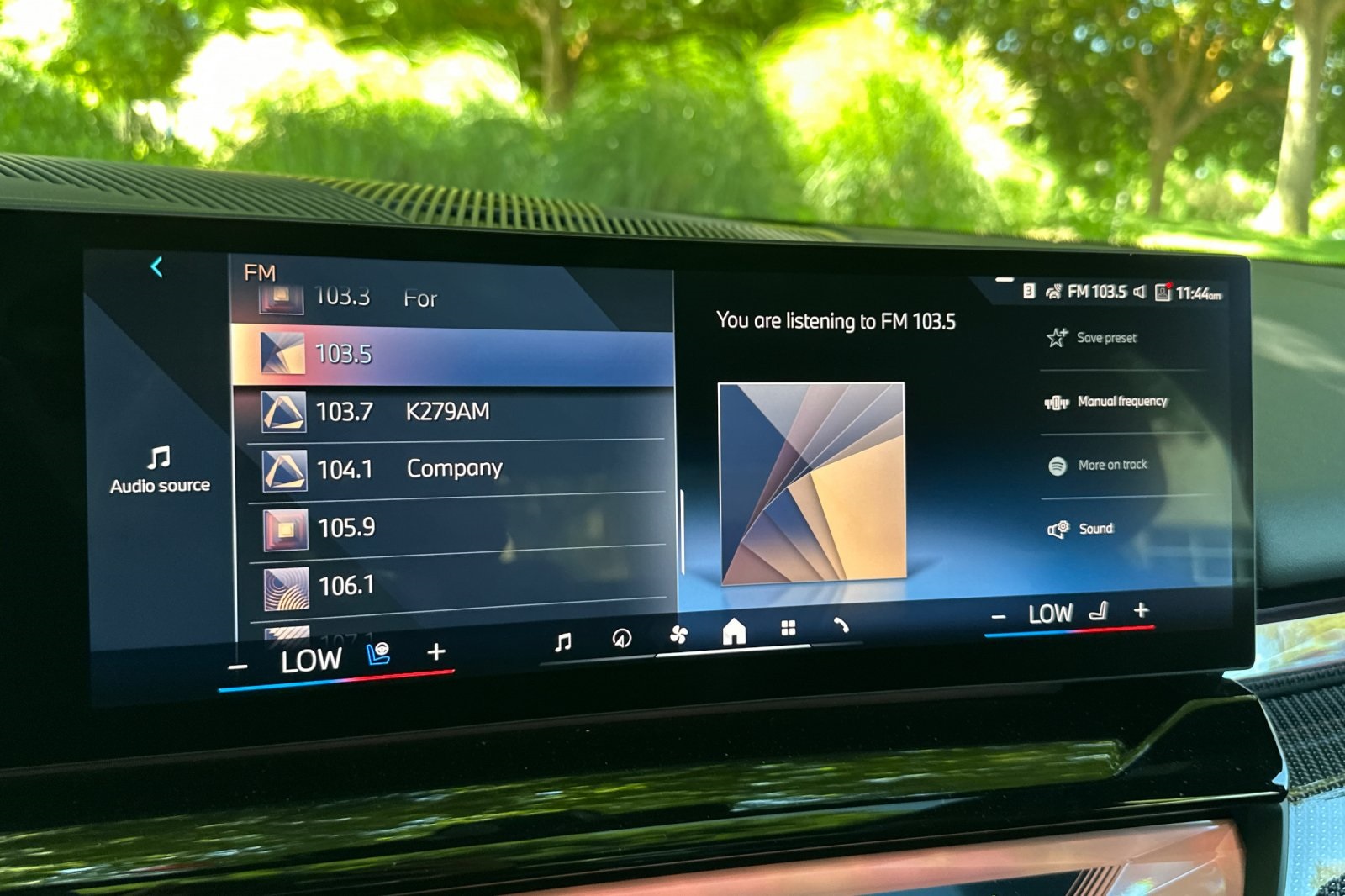 2026 Bmw 550e xDrive photo 14