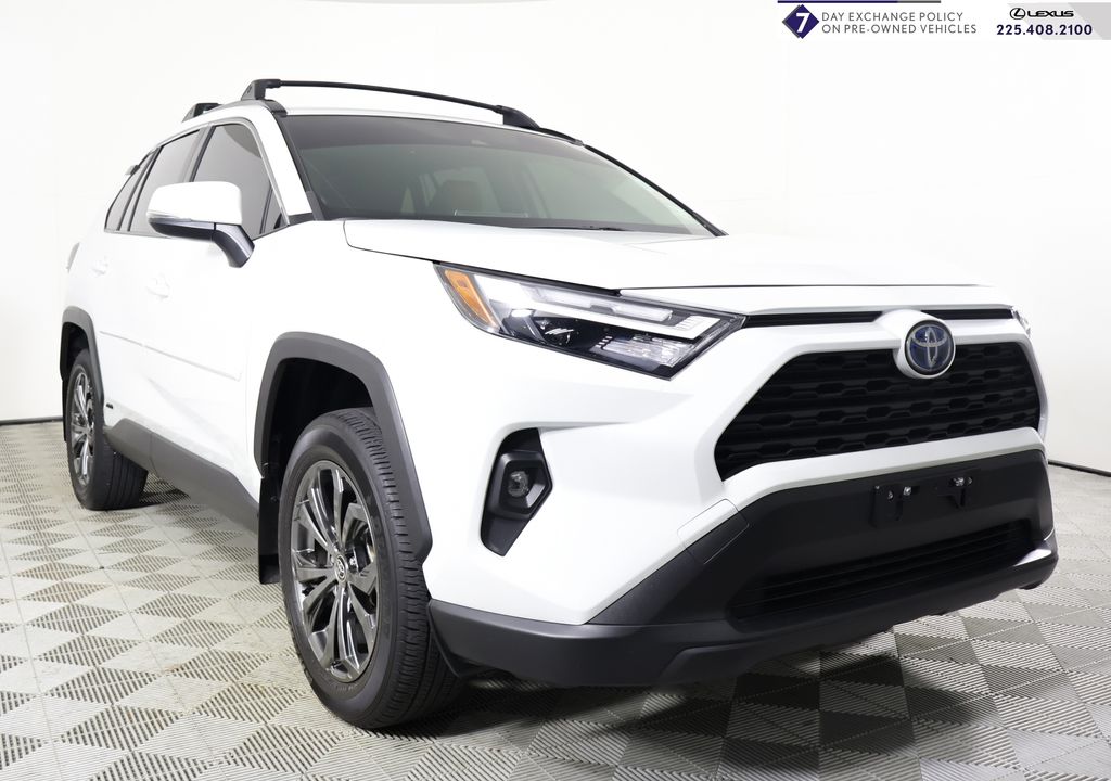 2024 Toyota RAV4 XLE Premium's photo