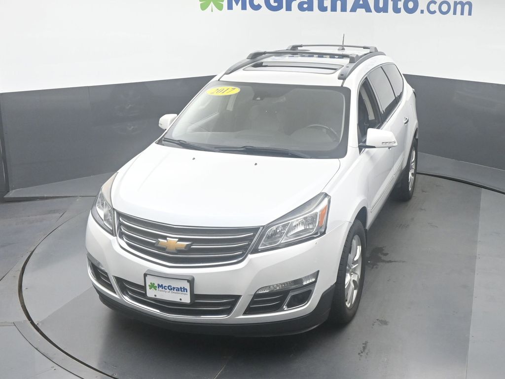 2017 Chevrolet Traverse Premier photo 19