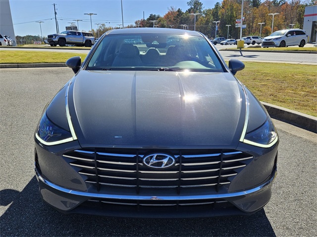 2022 Hyundai Sonata SE photo 2