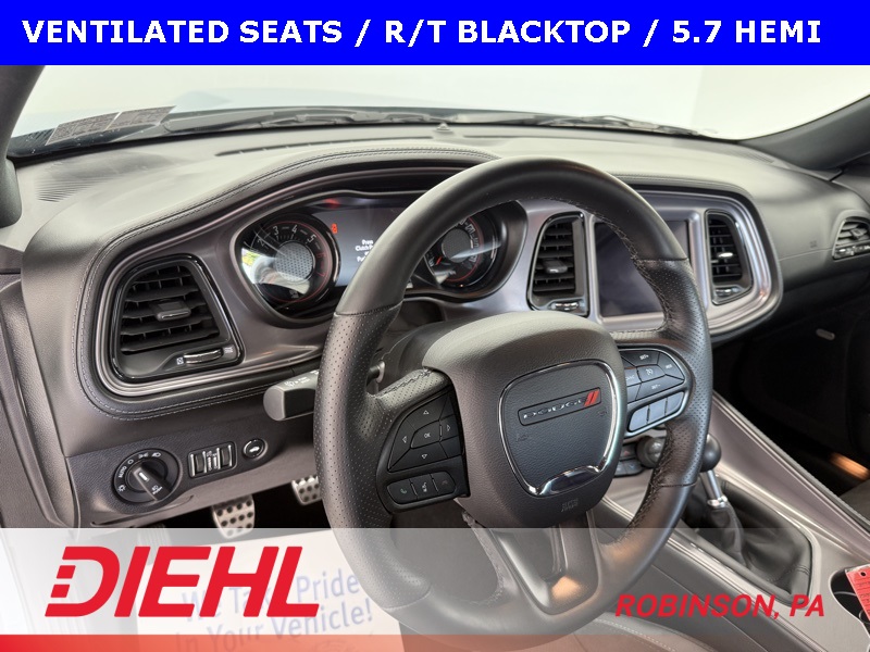 2023 Dodge Challenger R/T Plus photo 16