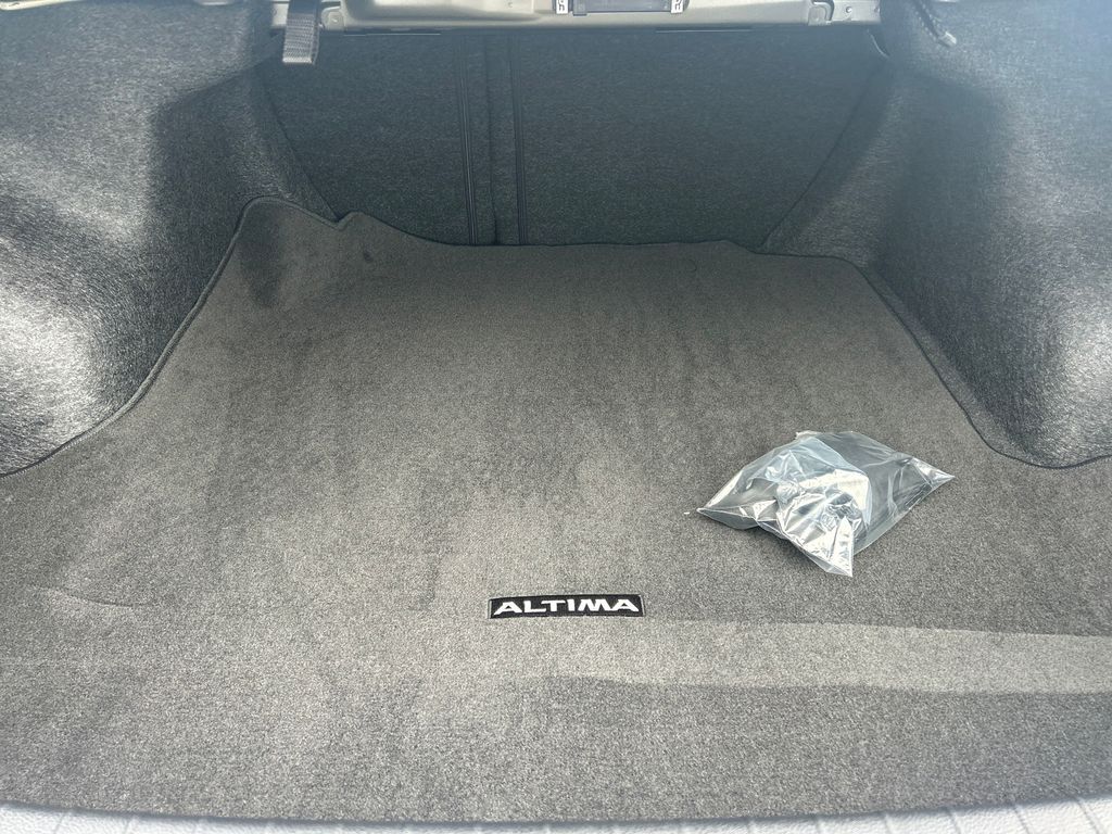 2025 Nissan Altima 2.5 S photo 10