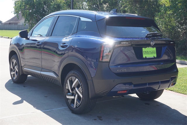 2026 Nissan Kicks SV photo 4