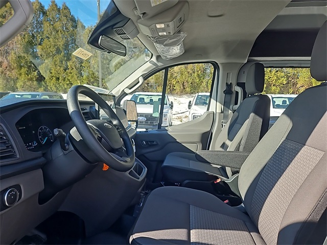 2025 Ford Transit photo 14