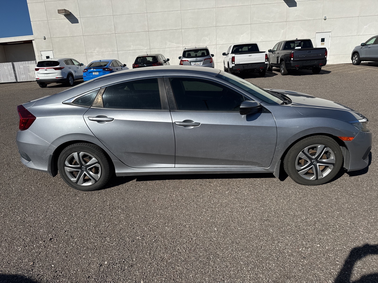 2017 Honda Civic LX photo 4