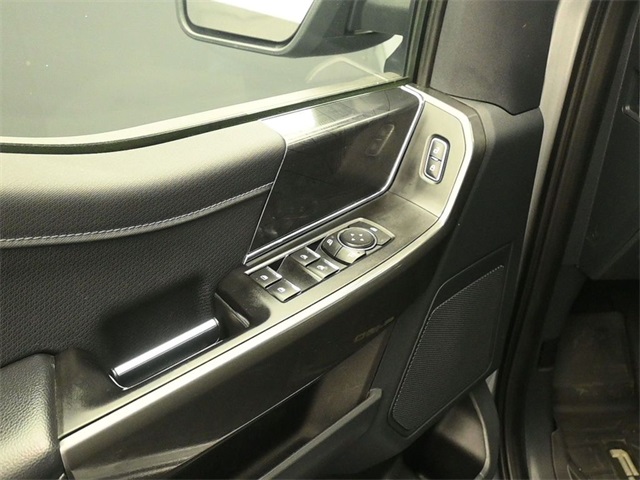 2022 Ford F-150 XLT photo 9