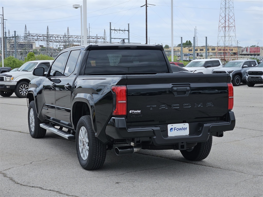 2025 Toyota Tacoma SR5 photo 3