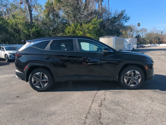 2025 Hyundai Tucson SEL Convenience photo 3