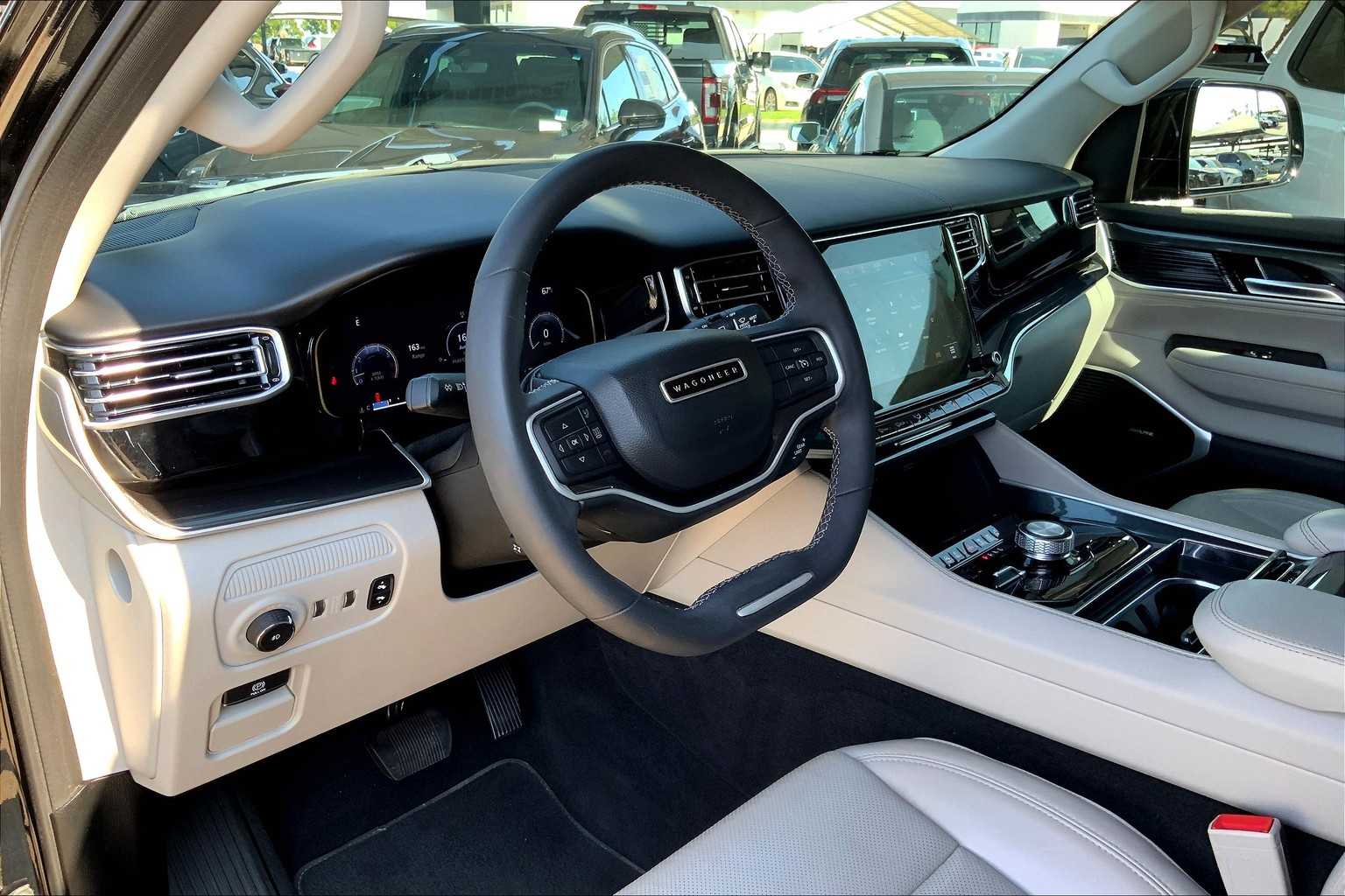 2022 Jeep Wagoneer Series I photo 17