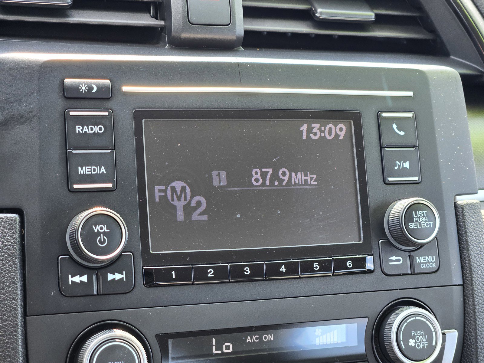 2020 Honda Civic LX photo 18
