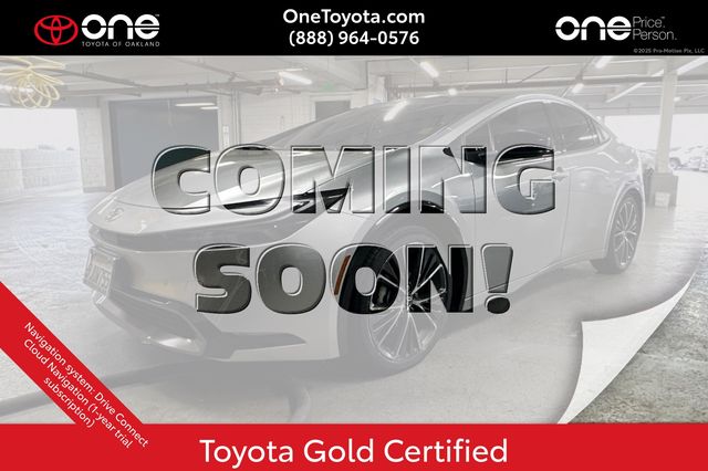 2024 Toyota Prius Limited's photo