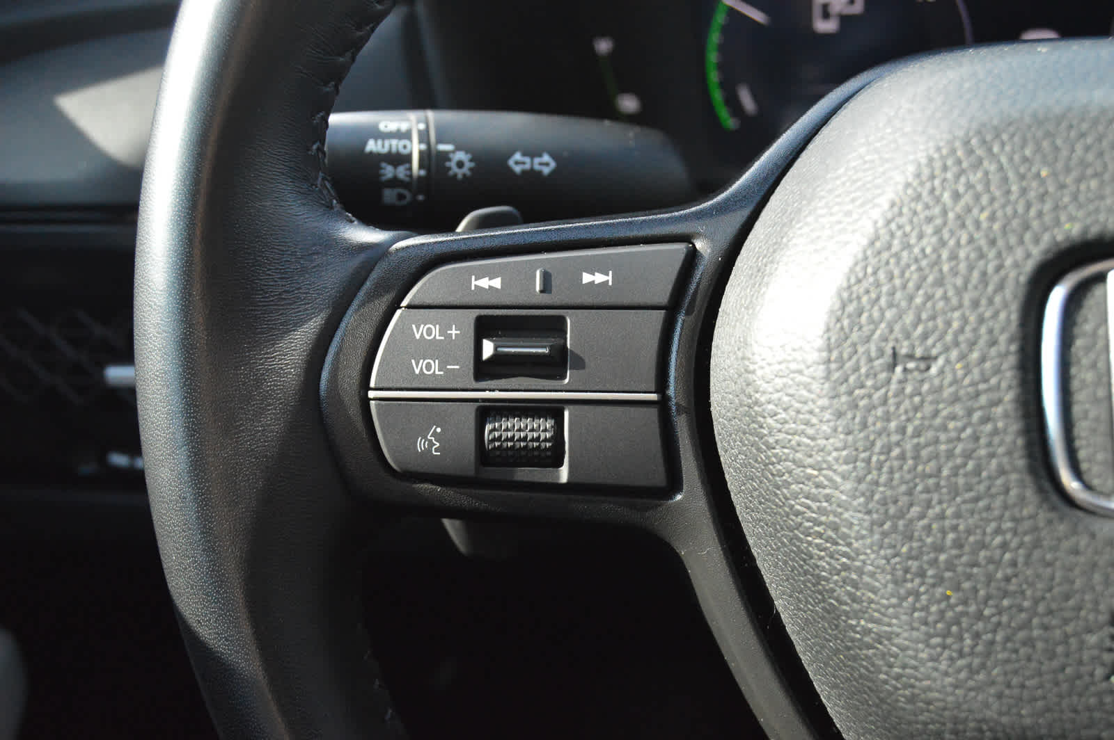 2024 Honda Accord Hybrid EX-L photo 18