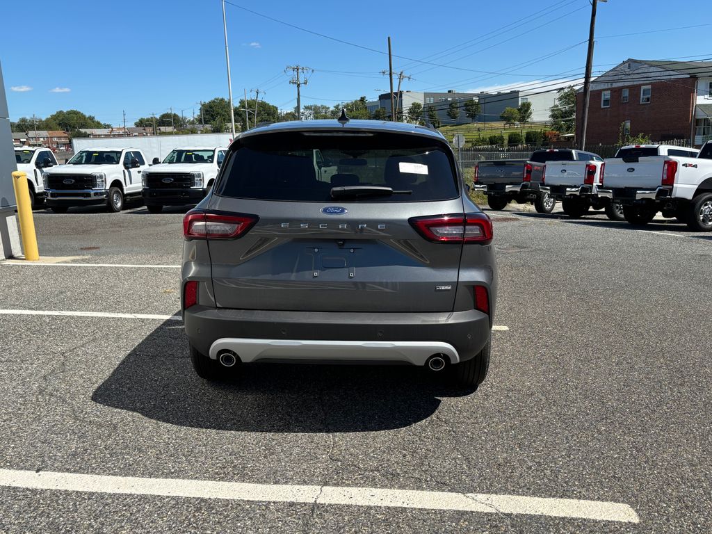 2024 Ford Escape Plug-In Hybrid Base photo 4