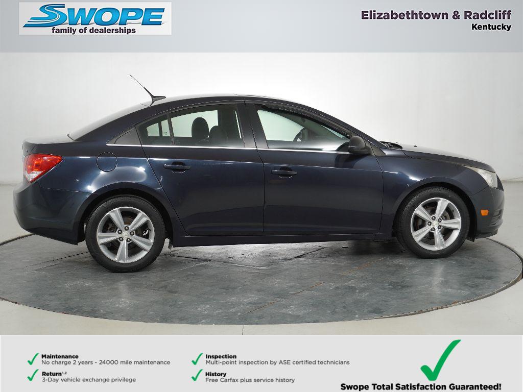 2014 Chevrolet Cruze photo 2