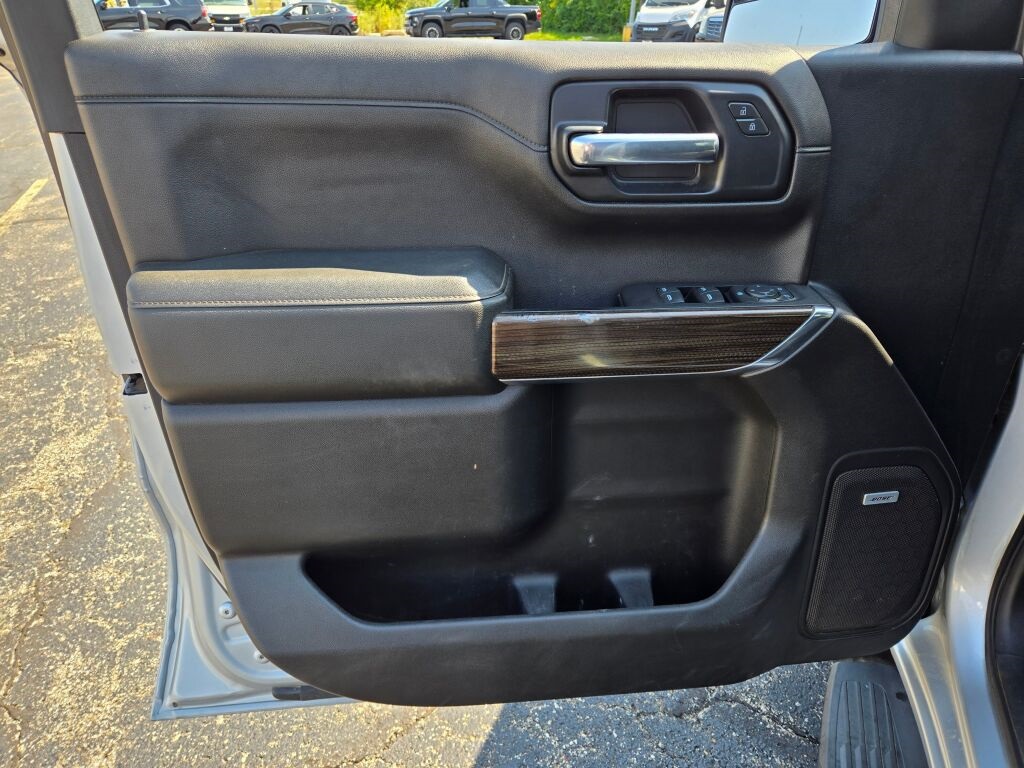 2020 Chevrolet Silverado 1500 RST photo 16