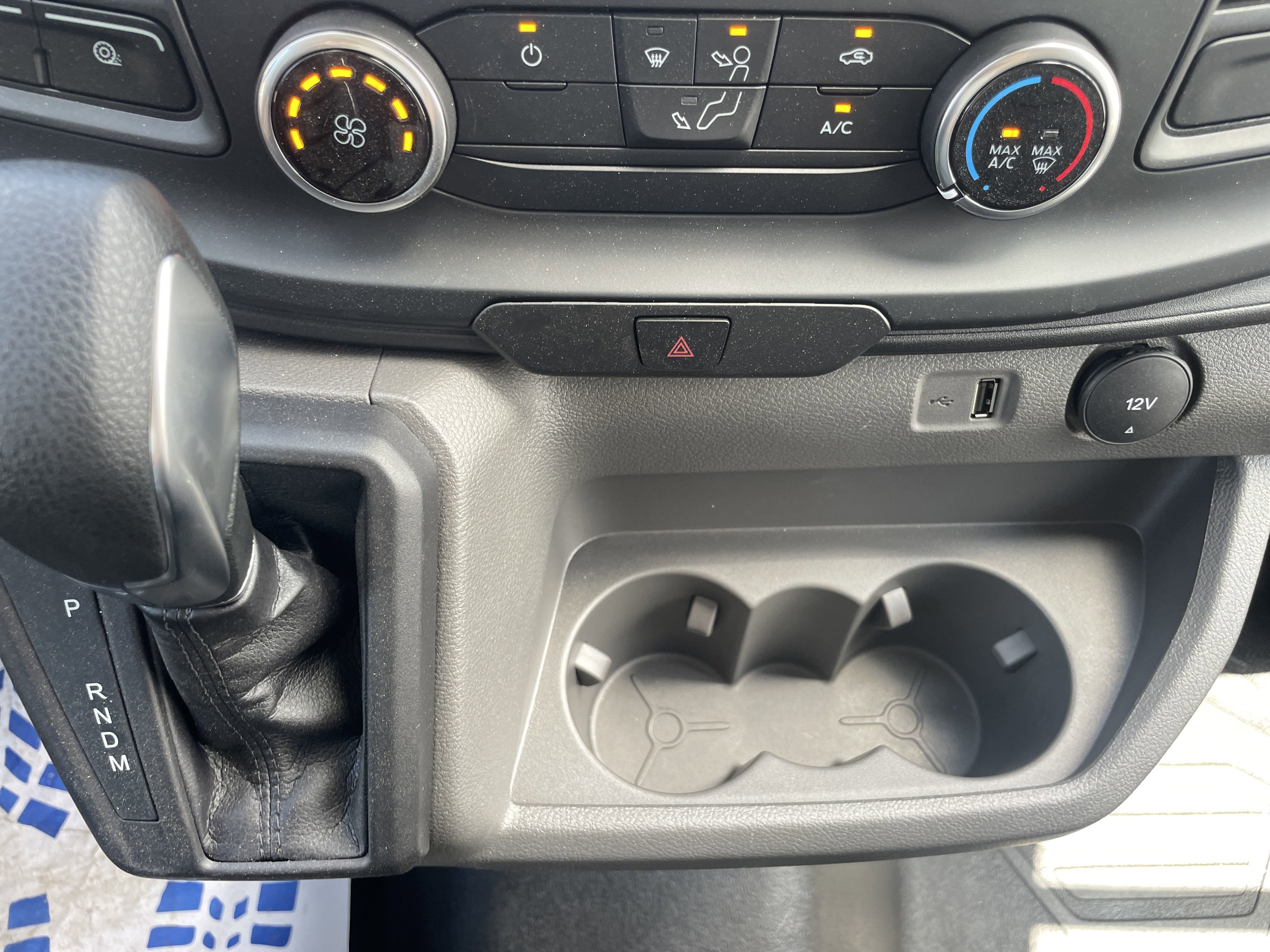 2024 Ford Transit Cutaway photo 14