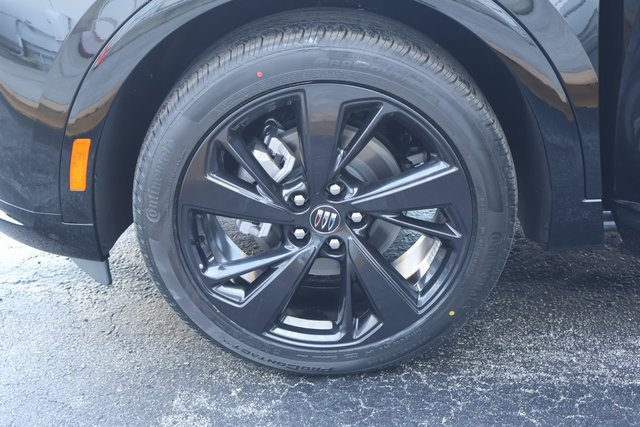 2025 Buick Envision Sport Touring photo 8