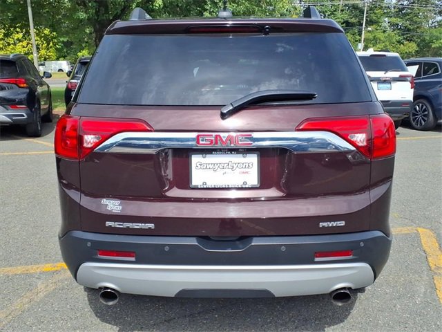 2018 Gmc Acadia SLE photo 2