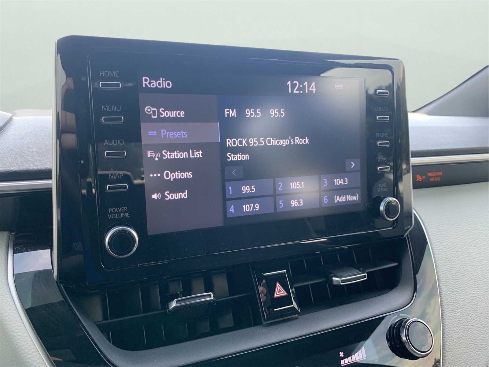 2020 Toyota Corolla SE photo 21
