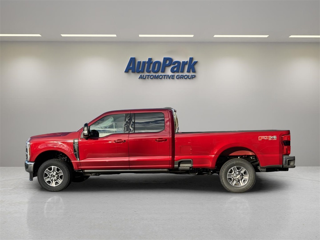 2026 Ford F-350 Lariat photo 4