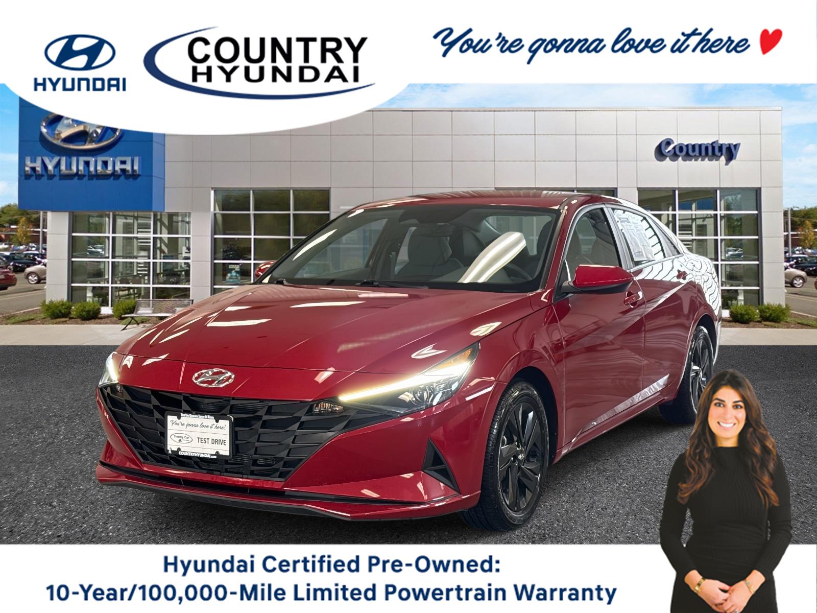 2022 Hyundai Elantra SEL's photo