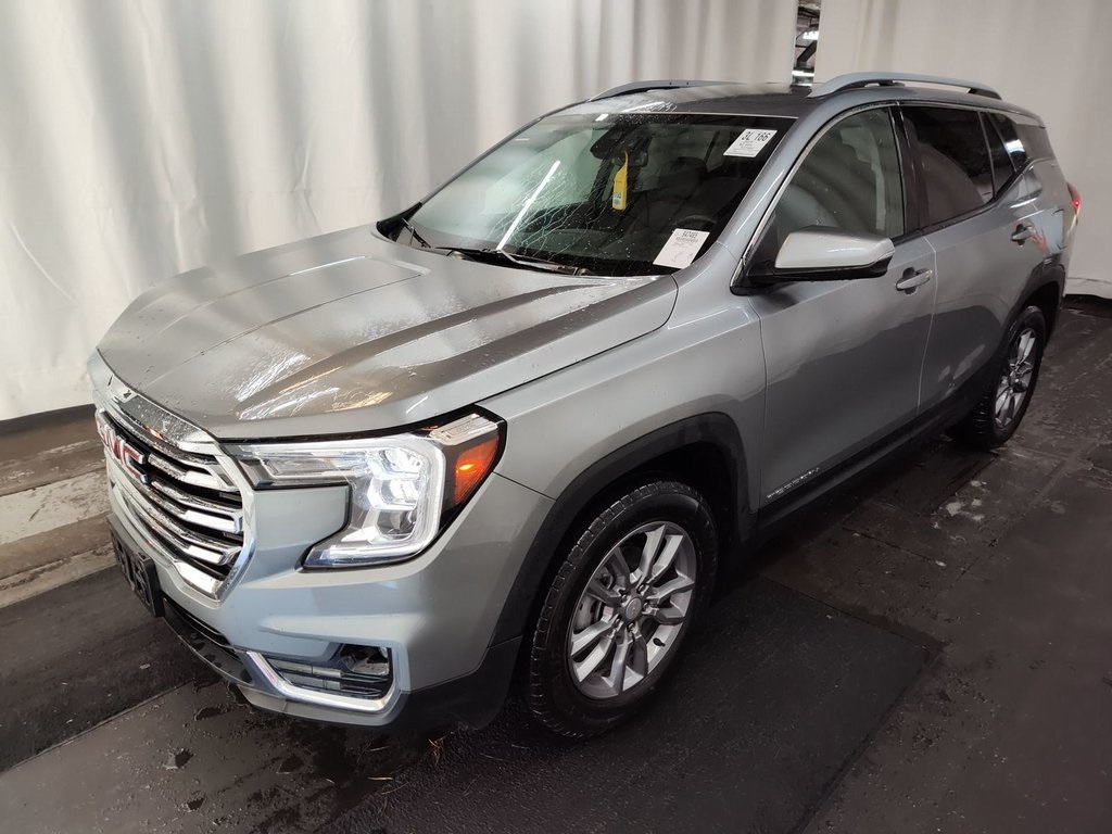 2024 Gmc Terrain SLT photo 2