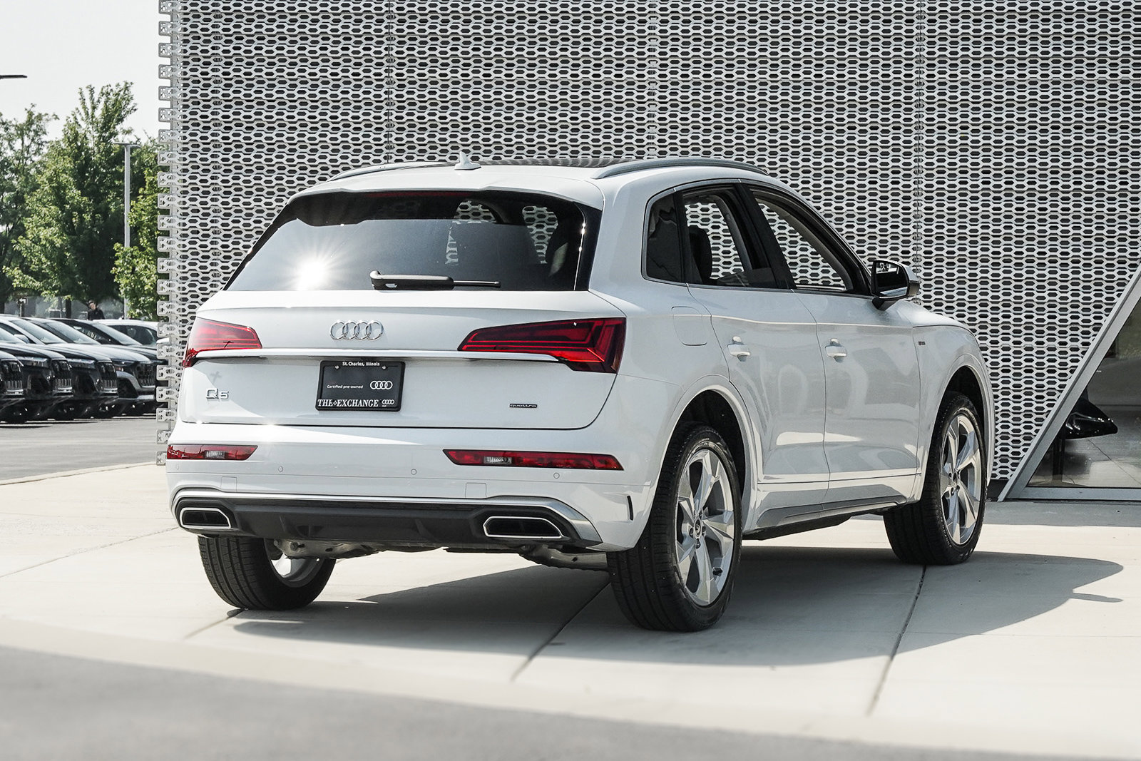 2025 Audi Q5 S line Premium Plus photo 3