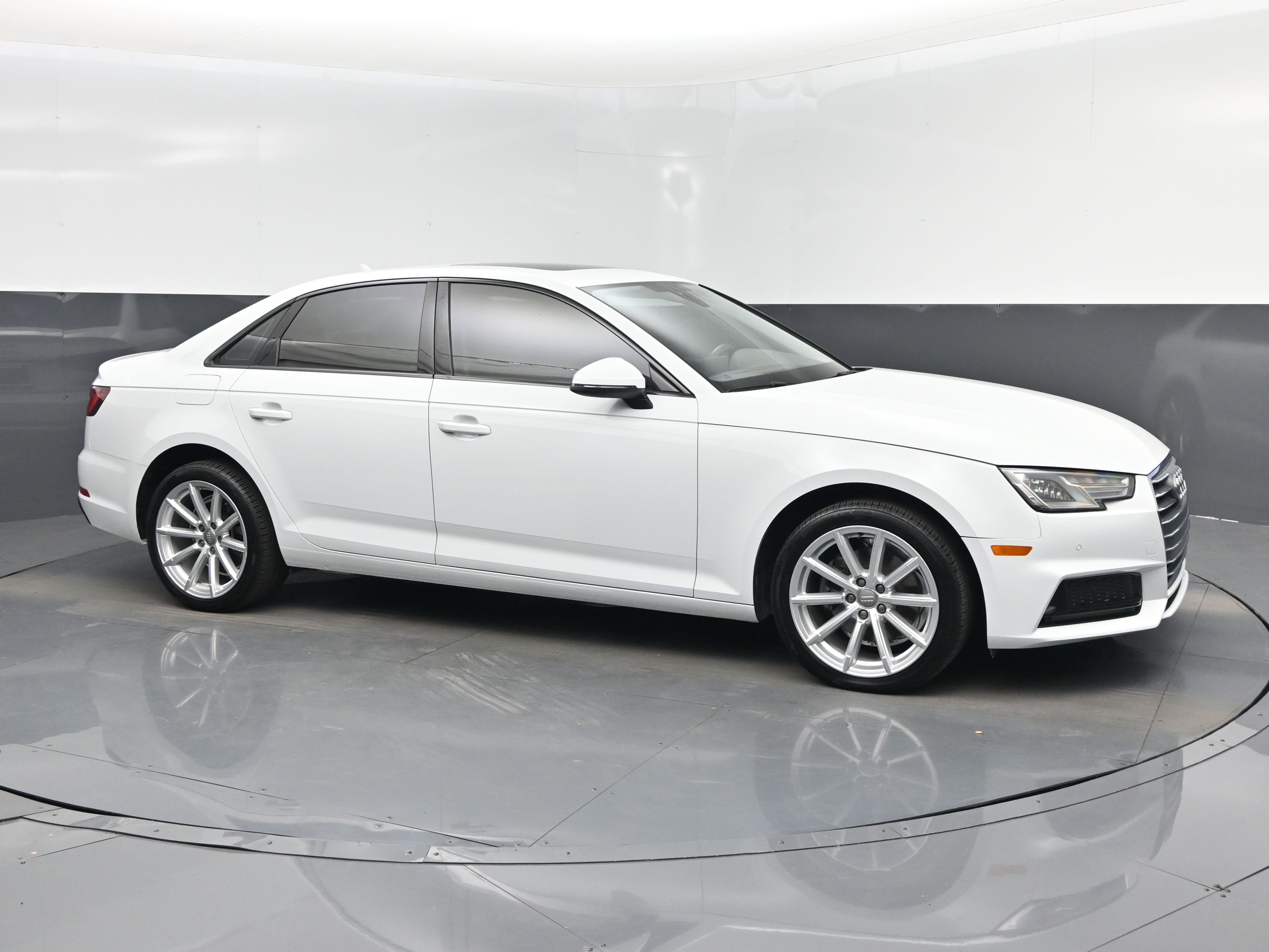 2019 Audi A4