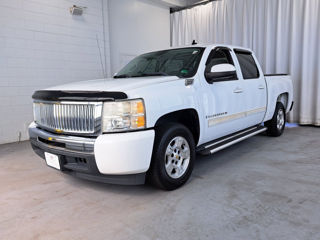2009 Chevrolet Silverado 1500 photo 2